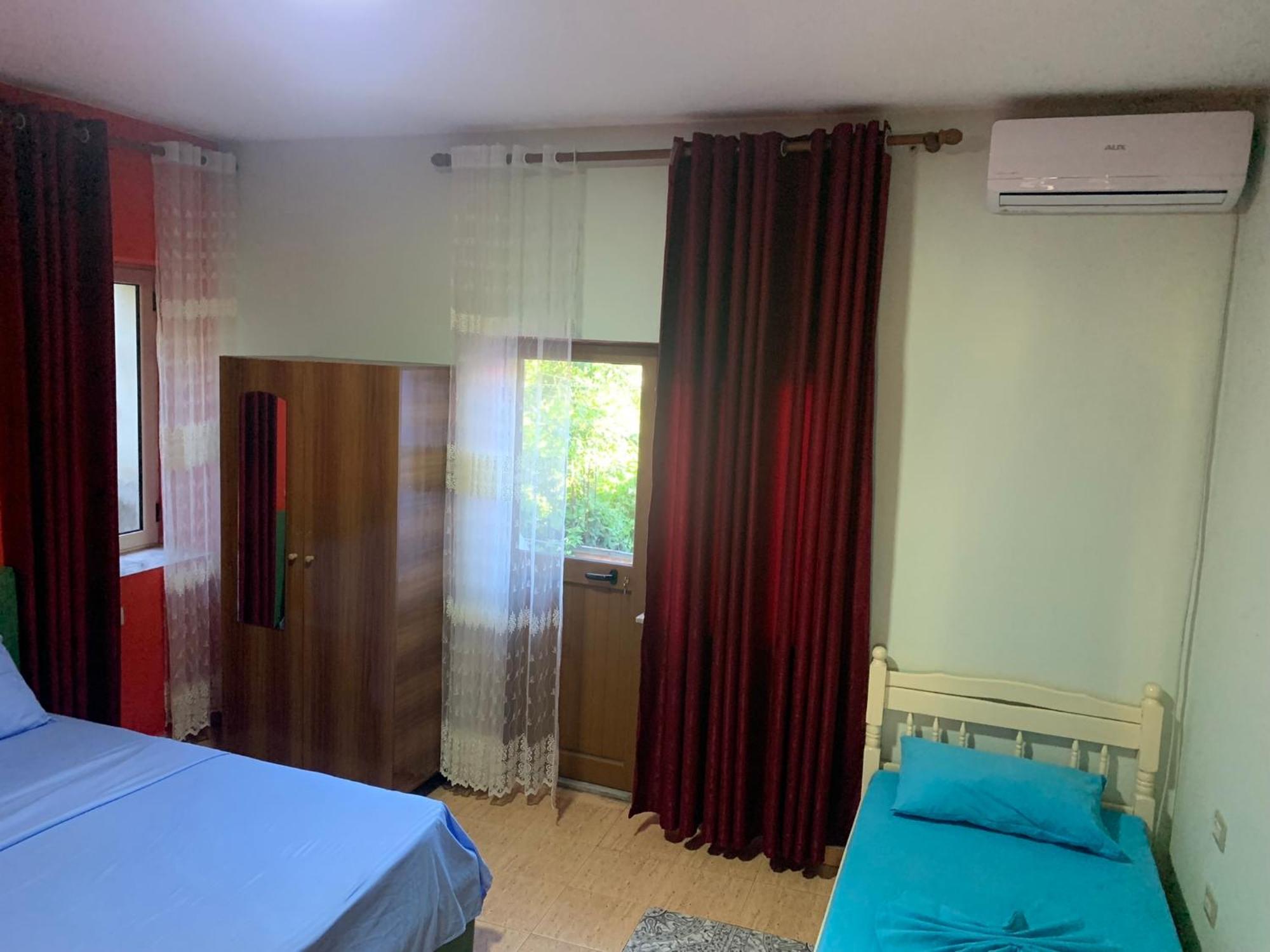 My Hostel - Privates And Dorms Shkodër Екстериор снимка