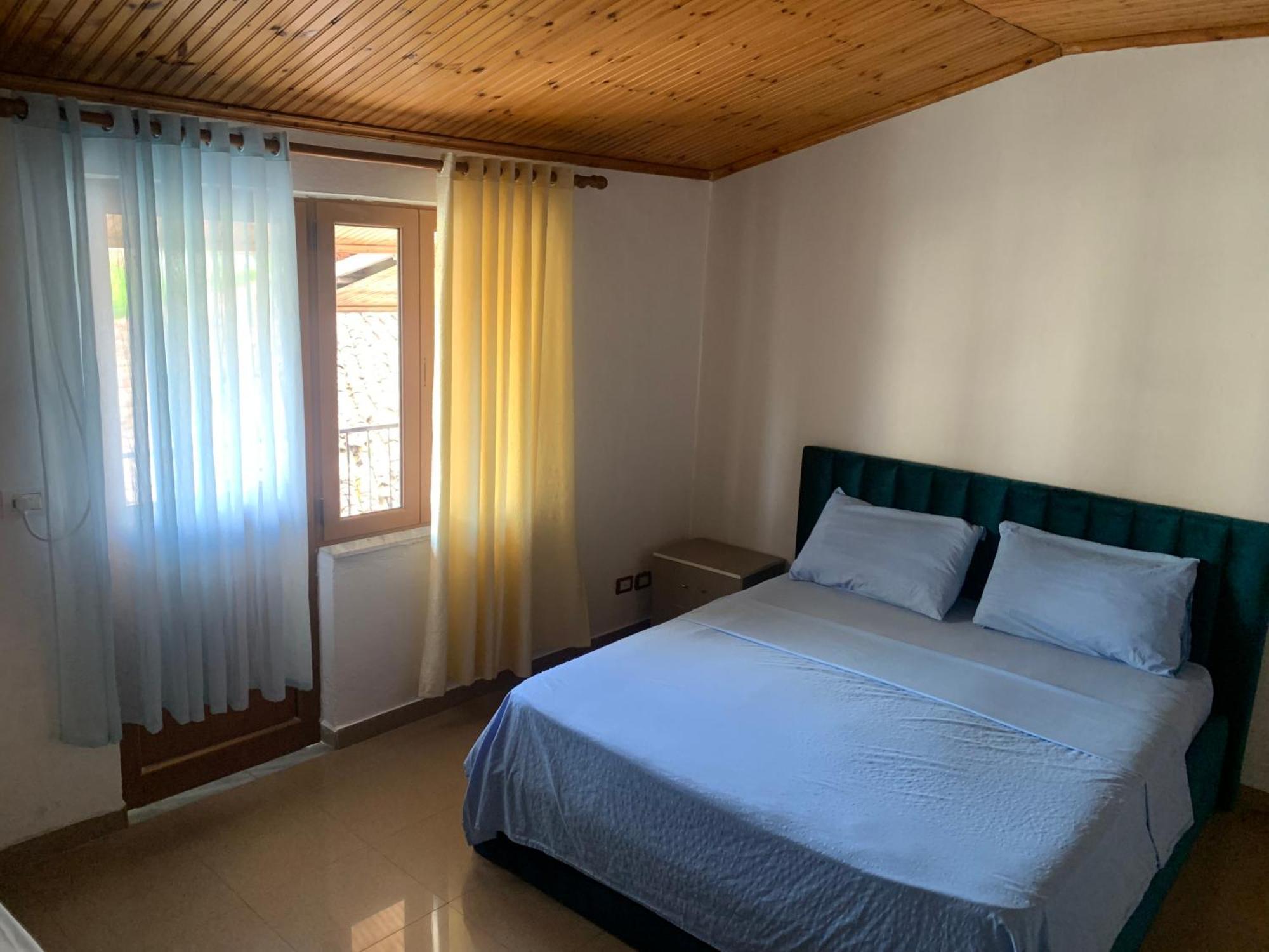 My Hostel - Privates And Dorms Shkodër Екстериор снимка
